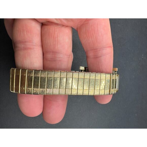 Vintage Gruen Veri-Thin Precision With Calendar Stretch Band 20mm 10k GF main image 5